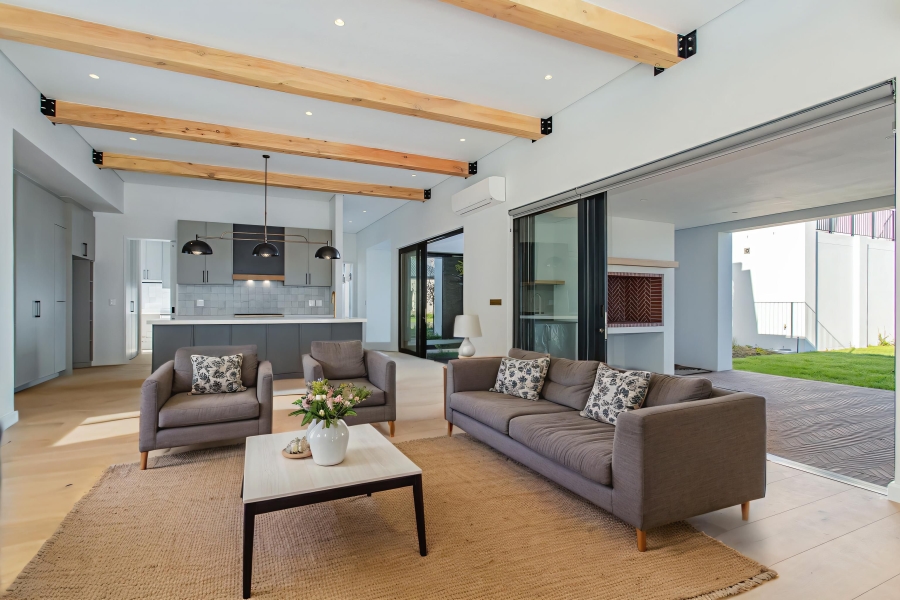 5 Bedroom Property for Sale in Pearl Valley at Val de Vie Western Cape